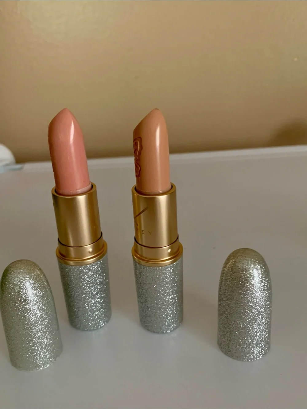 MAC Cosmetics Cremesheen Lipstick 